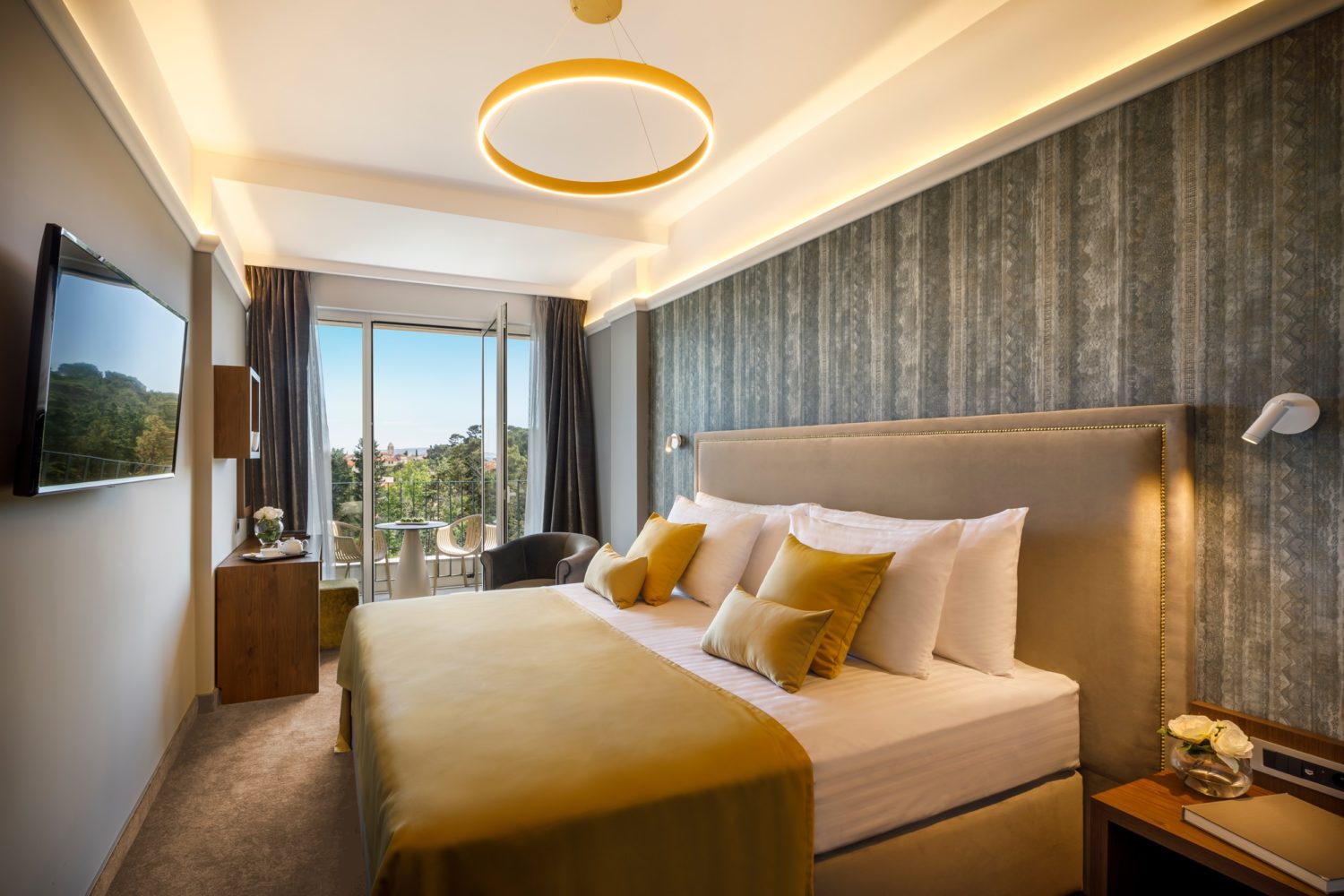 imperial_valamar_collection_hotel__superior_room_for_2_seaside_02_1707133377