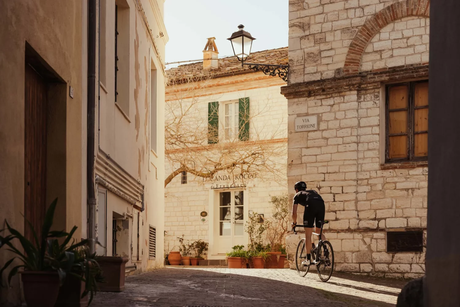 csm_AlexMoling_RoadbikeHolidays_Marche-43_e1b497fc4a