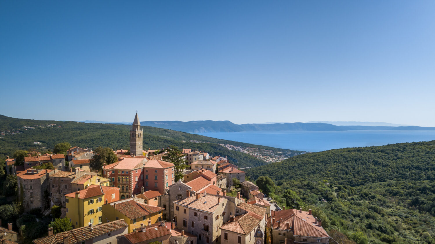 Labin_destination_airview_01_1623825951